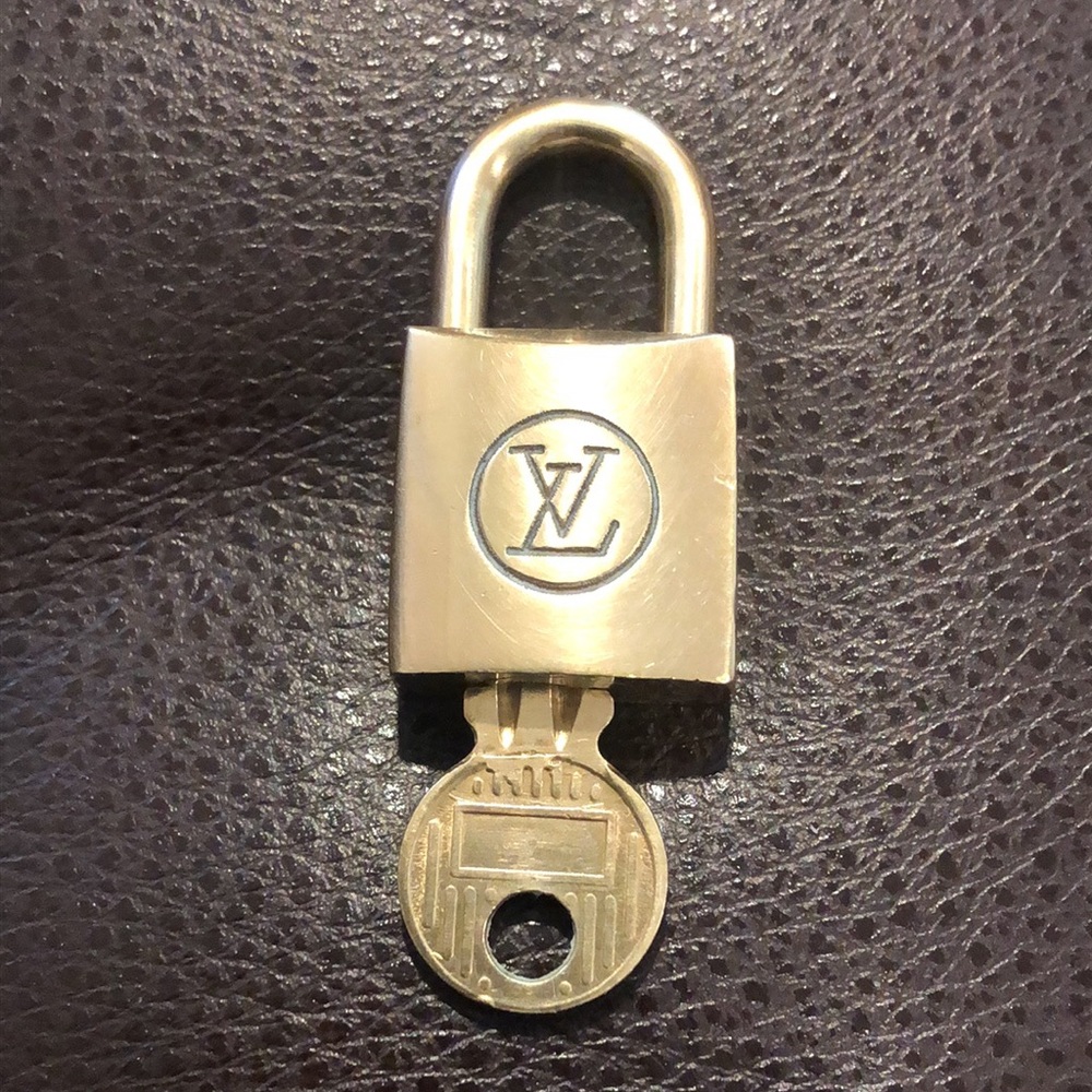 Vintage LV Louis Vuitton Padlock Lock & Key 205